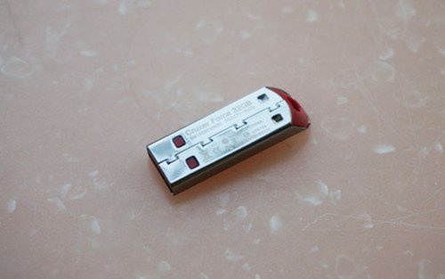 SanDisk Cruzer USB memory stick